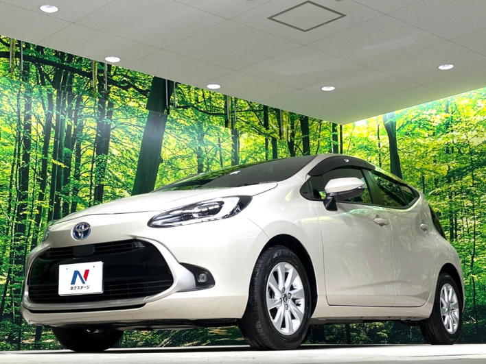 2022 Toyota Aqua 6AA-MXPK11 (UW-69f021e1d9712)[17]