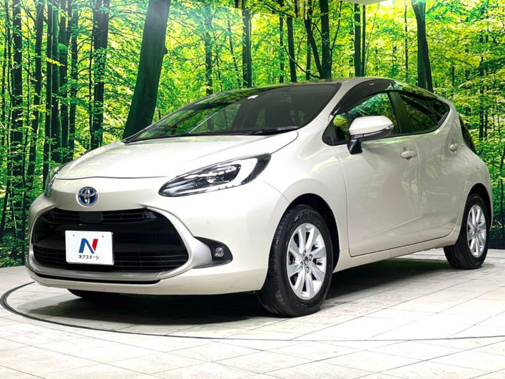 2022 Toyota Aqua 6AA-MXPK11 (UW-69f021e1d9712)[18]
