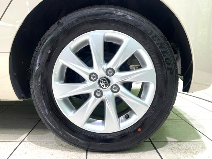 2022 Toyota Aqua 6AA-MXPK11 (UW-69f021e1d9712)[12]