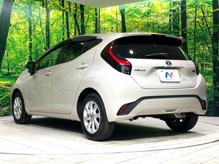 2022 Toyota Aqua 6AA-MXPK11 (UW-69f021e1d9712)[20]