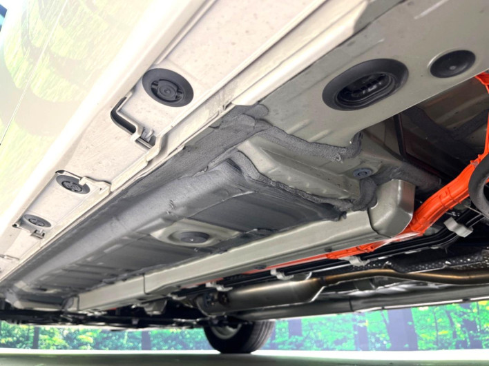 2022 Toyota Aqua 6AA-MXPK11 (UW-69f021e1d9712)[29]