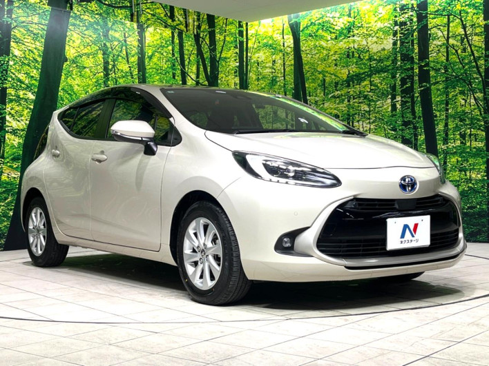 2022 Toyota Aqua 6AA-MXPK11 (UW-69f021e1d9712)[24]