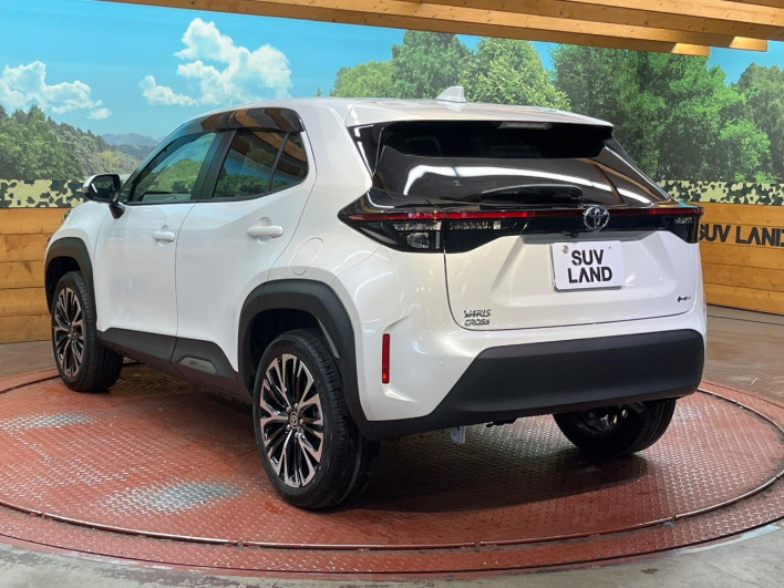 2024 Toyota Yaris Cross 6AA-MXPJ15 (UW-69f021e1eb14a)[14]