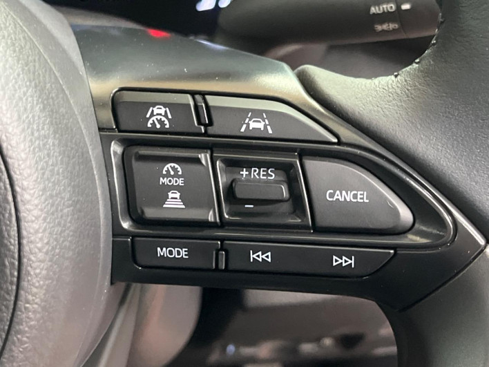 2024 Toyota Yaris Cross 6AA-MXPJ15 (UW-69f021e1eb14a)[29]