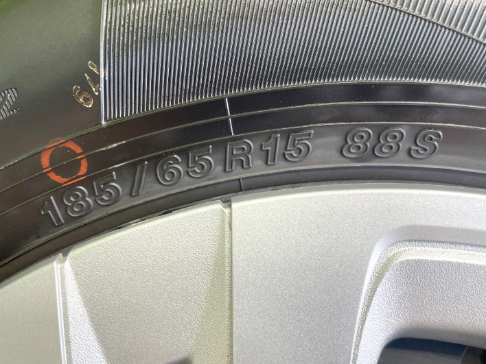 2022 Toyota Aqua 6AA-MXPK11 (UW-69f021e2c59da)[20]