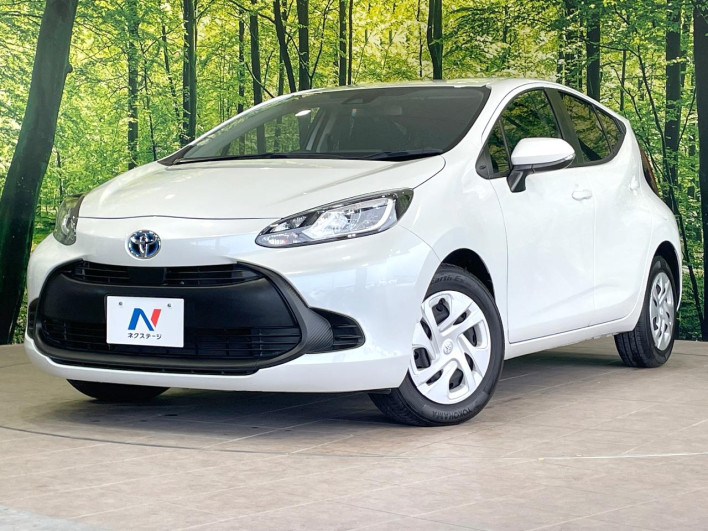 2022 Toyota Aqua 6AA-MXPK11 (UW-69f021e2c59da)[0]