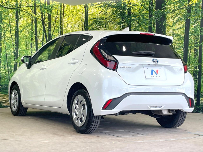 2022 Toyota Aqua 6AA-MXPK11 (UW-69f021e2c59da)[6]