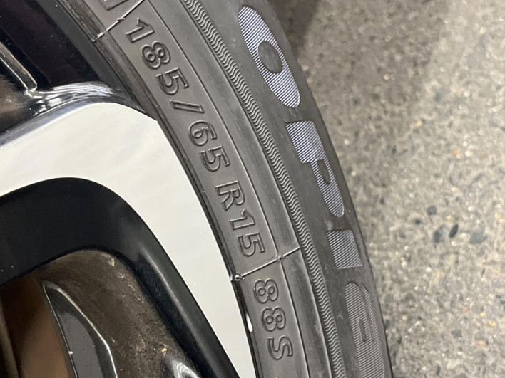 2023 Toyota Sienta 6AA-MXPL10G (UW-69f021e3b67f5)[4]