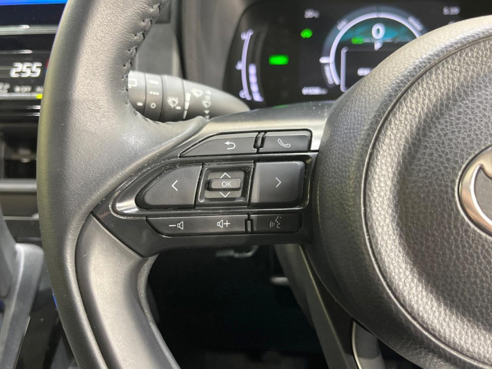 2023 Toyota Sienta 6AA-MXPL10G (UW-69f021e3b67f5)[17]