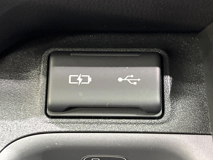 2023 Toyota Sienta 6AA-MXPL10G (UW-69f021e3b67f5)[20]