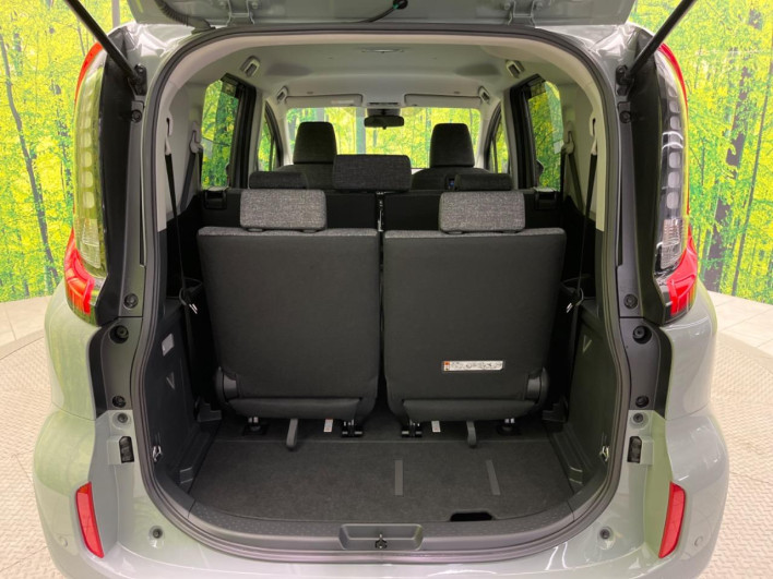 2023 Toyota Sienta 6AA-MXPL10G (UW-69f021e3b994c)[14]