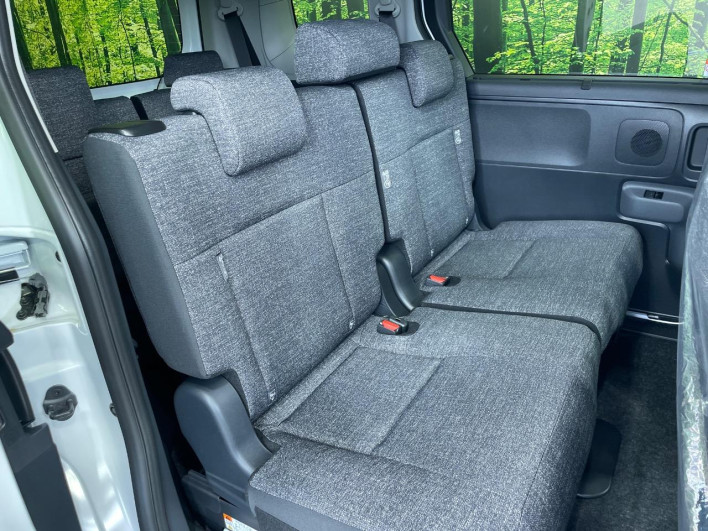 2026 Toyota Sienta 6AA-MXPL10G (UW-69f021e3e99af)[14]