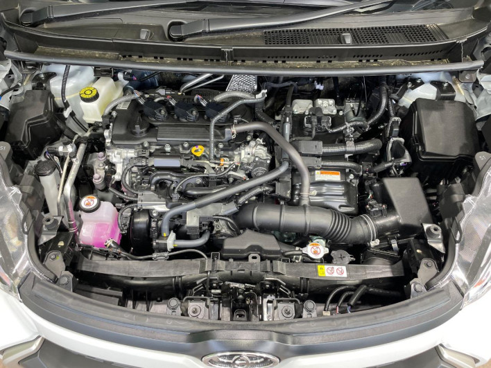 2026 Toyota Sienta 6AA-MXPL10G (UW-69f021e3e99af)[5]