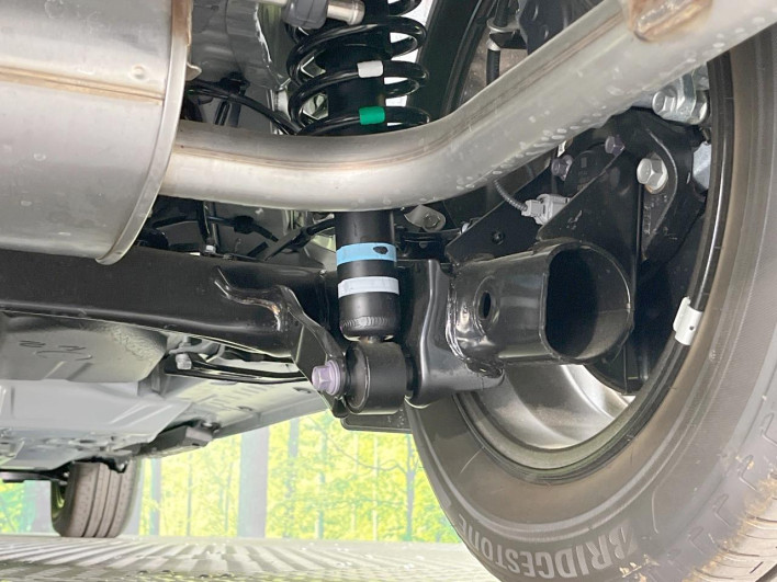 2026 Toyota Sienta 6AA-MXPL10G (UW-69f021e4b5a9f)[26]