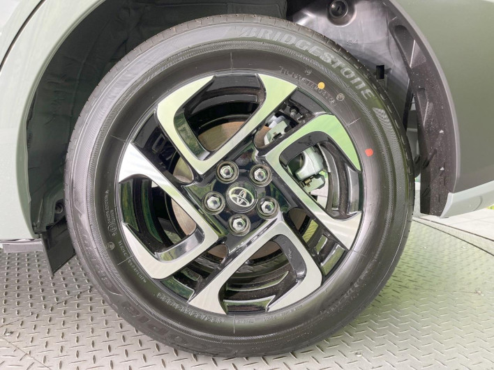 2026 Toyota Sienta 6AA-MXPL10G (UW-69f021e4b5a9f)[12]