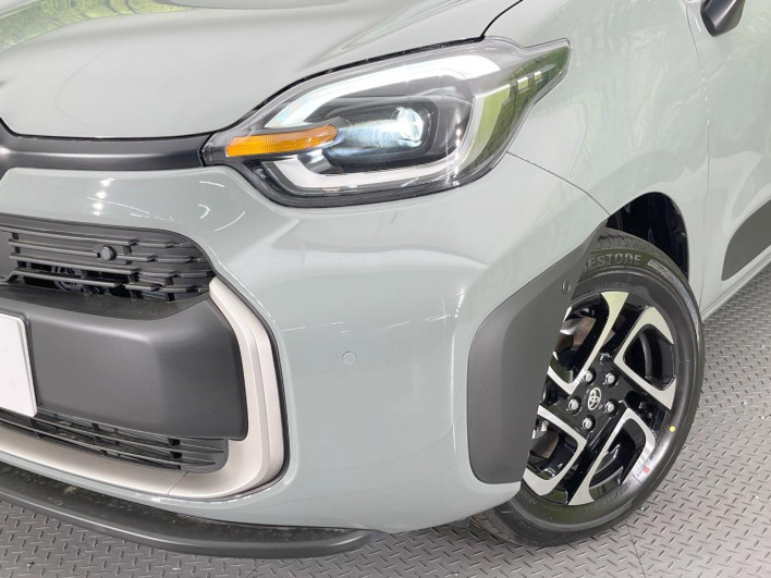 2026 Toyota Sienta 6AA-MXPL10G (UW-69f021e4b5a9f)[8]