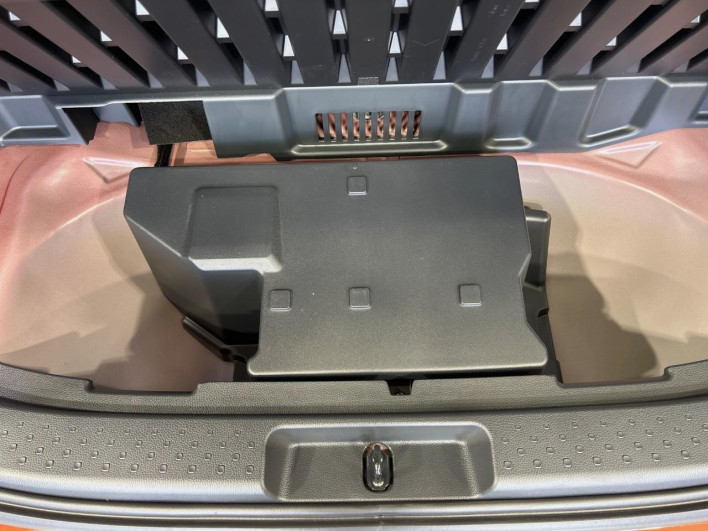 2026 Toyota Sienta 6AA-MXPL10G (UW-69f021e5a644b)[22]