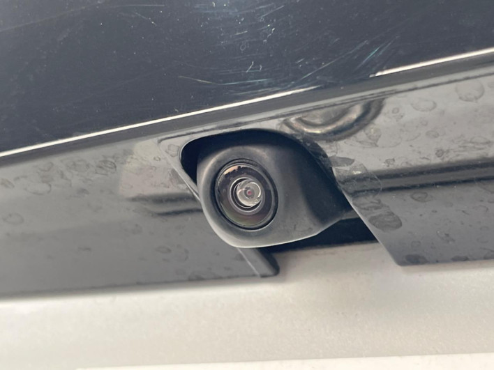 2025 Toyota Sienta 6AA-MXPL15G (UW-69f021e5e3111)[25]