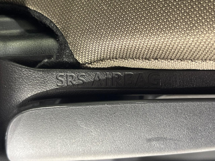 2025 Toyota Sienta 6AA-MXPL15G (UW-69f021e5e3111)[29]