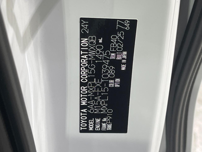 2025 Toyota Sienta 6AA-MXPL15G (UW-69f021e5e3111)[1]