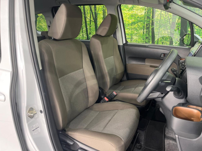 2025 Toyota Sienta 6AA-MXPL15G (UW-69f021e5e3111)[10]