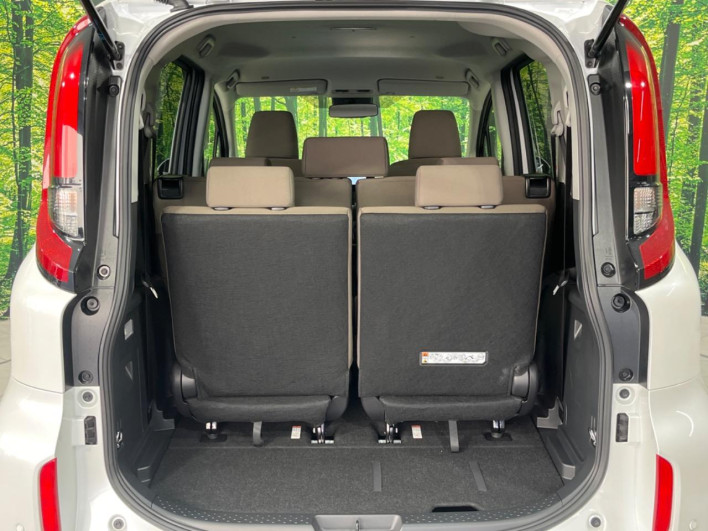 2025 Toyota Sienta 6AA-MXPL15G (UW-69f021e5e3111)[22]