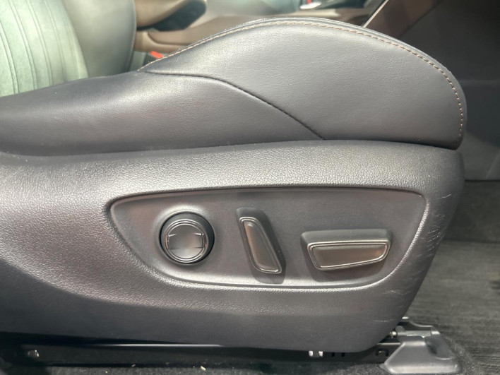 2021 Toyota Harrier 6BA-MXUA80 (UW-69f021e69570d)[15]