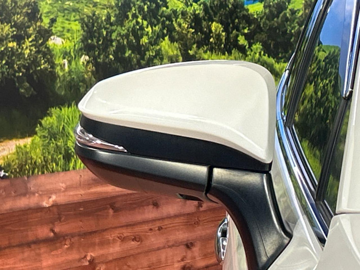 2021 Toyota Harrier 6BA-MXUA80 (UW-69f021e69570d)[12]