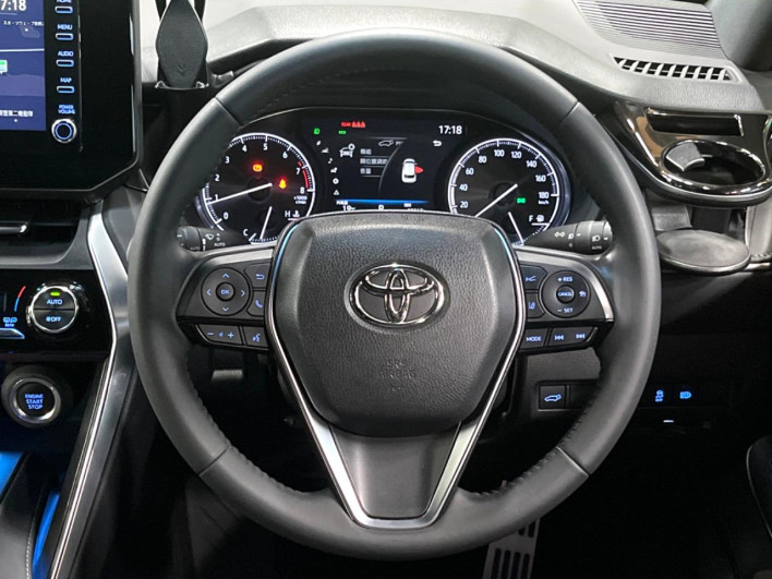 2022 Toyota Harrier 6BA-MXUA80 (UW-69f021e82e62f)[23]