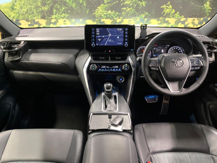 2022 Toyota Harrier 6BA-MXUA80 (UW-69f021e82e62f)[22]