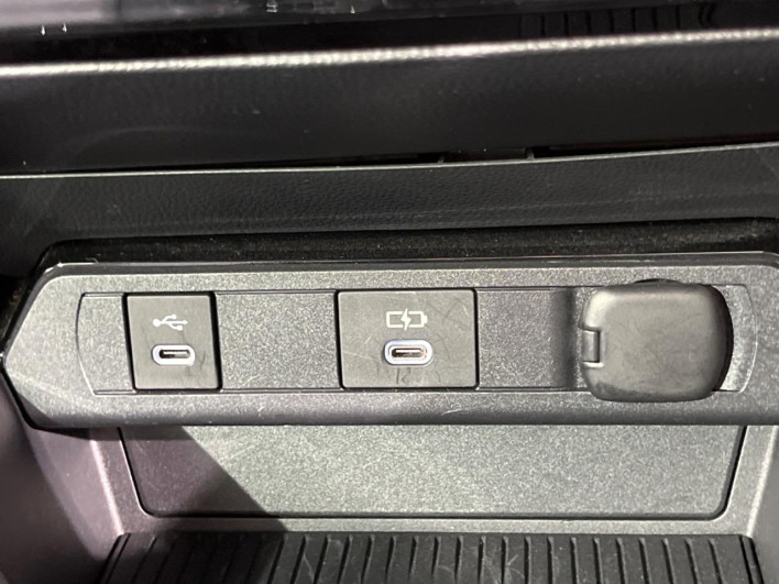 2023 Toyota Prius 6AA-MXWH60 (UW-69f021e8c042b)[26]