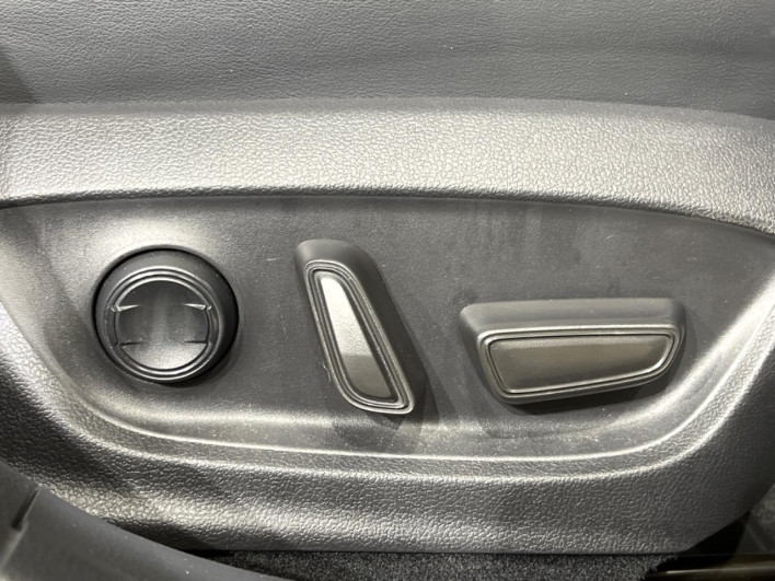 2023 Toyota Prius 6AA-MXWH60 (UW-69f021e8c042b)[9]