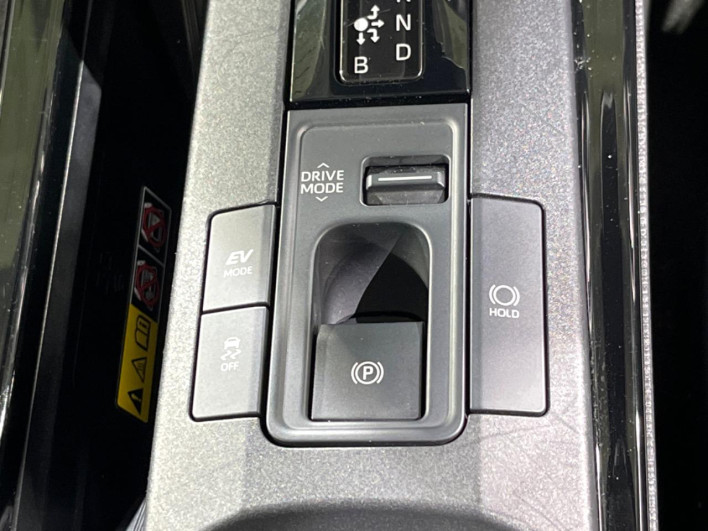 2023 Toyota Prius 6AA-MXWH60 (UW-69f021e8c042b)[29]