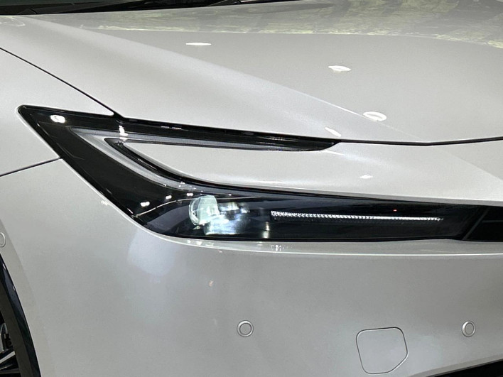 2023 Toyota Prius 6AA-MXWH60 (UW-69f021e96f375)[13]