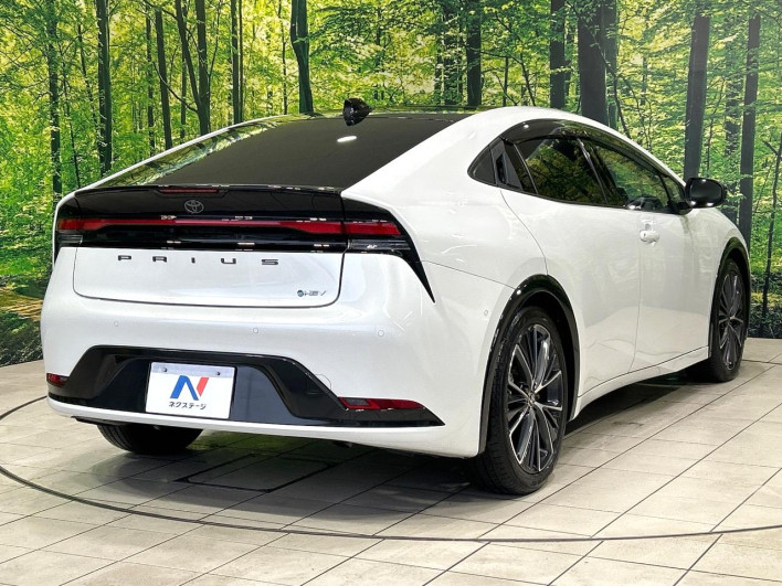 2023 Toyota Prius 6AA-MXWH60 (UW-69f021e96f375)[9]