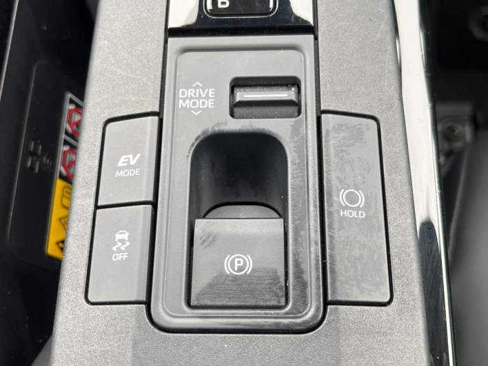 2024 Toyota Prius 6AA-MXWH60 (UW-69f021e9dcb9b)[27]