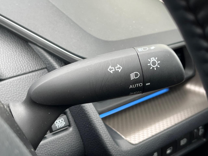 2024 Toyota Prius 6AA-MXWH60 (UW-69f021e9dcb9b)[25]