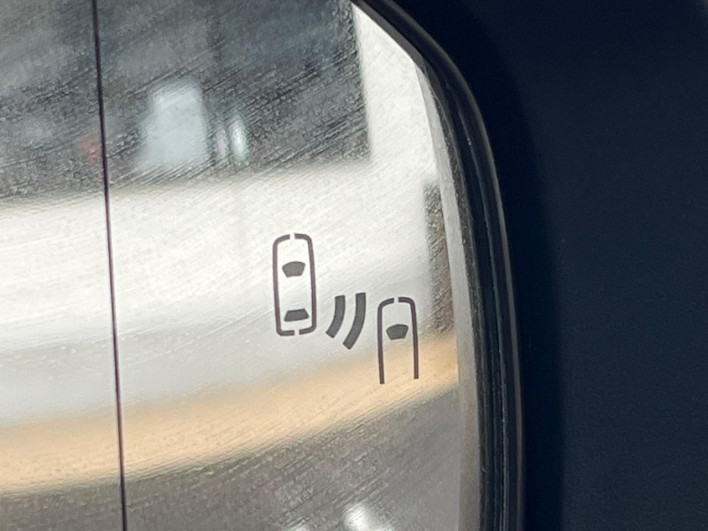 2024 Toyota Prius 6AA-MXWH60 (UW-69f021e9dcb9b)[21]