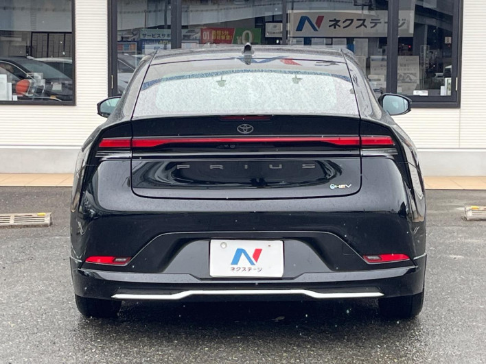 2024 Toyota Prius 6AA-MXWH60 (UW-69f021e9dcb9b)[18]