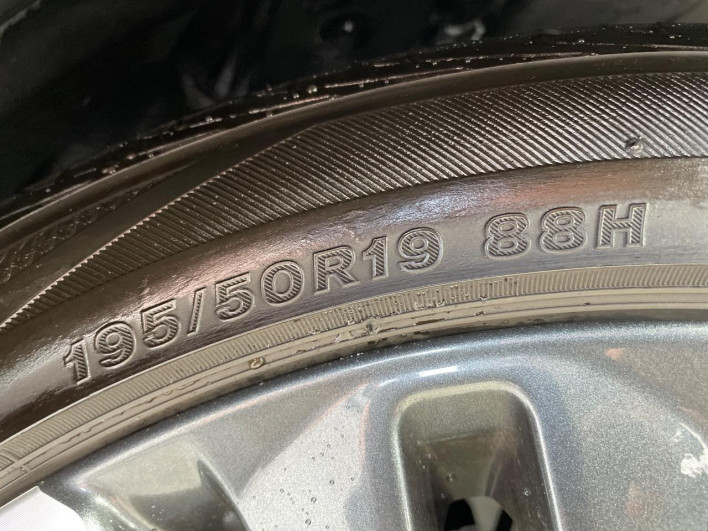 2025 Toyota Prius 6AA-MXWH60 (UW-69f021e9ded71)[5]