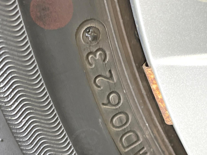 2023 Toyota Noah 6BA-MZRA90W (UW-69f021ec0a518)[13]