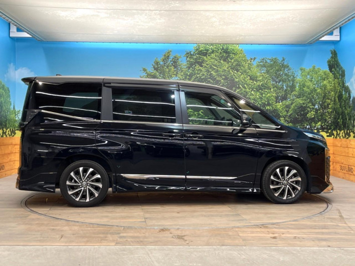 2023 Toyota Voxy 6BA-MZRA90W (UW-69f021ec19267)[8]