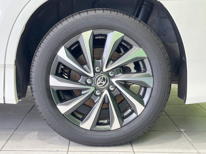 2025 Toyota Voxy 6BA-MZRA90W (UW-69f021ecd517c)[24]