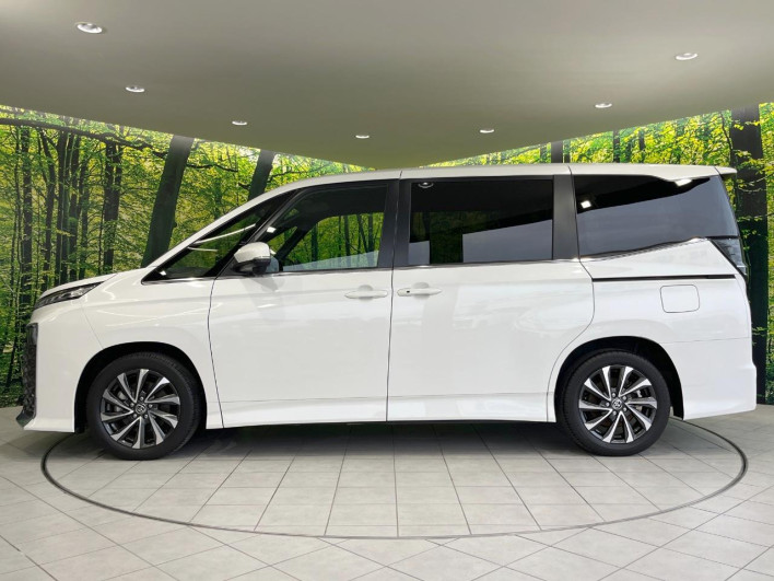 2025 Toyota Voxy 6BA-MZRA90W (UW-69f021ecd517c)[9]