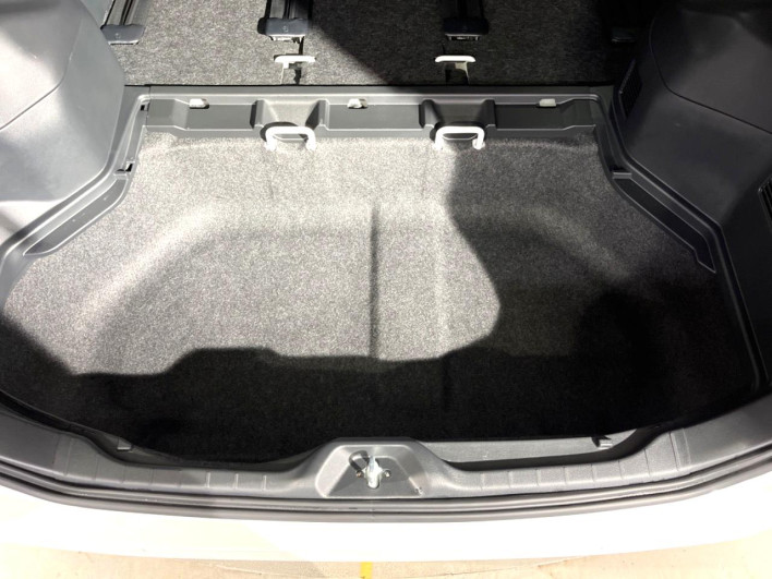 2025 Toyota Noah 6BA-MZRA90W (UW-69f021edb8304)[6]