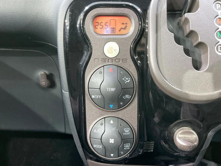 2013 Toyota Spade DBA-NCP141 (UW-69f021ee0b243)[21]