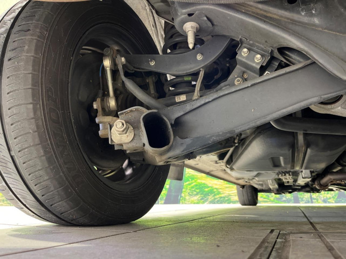 2019 Toyota Sienta DBA-NCP175G (UW-69f021ee6e642)[29]