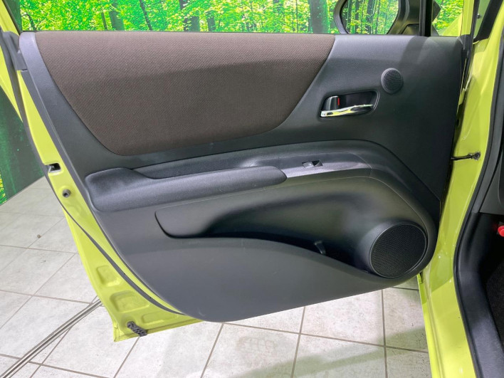 2019 Toyota Sienta DBA-NCP175G (UW-69f021eee9163)[28]