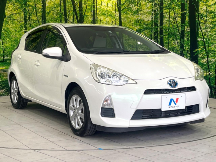 2013 Toyota Aqua DAA-NHP10 (UW-69f021f16e1ac)[16]