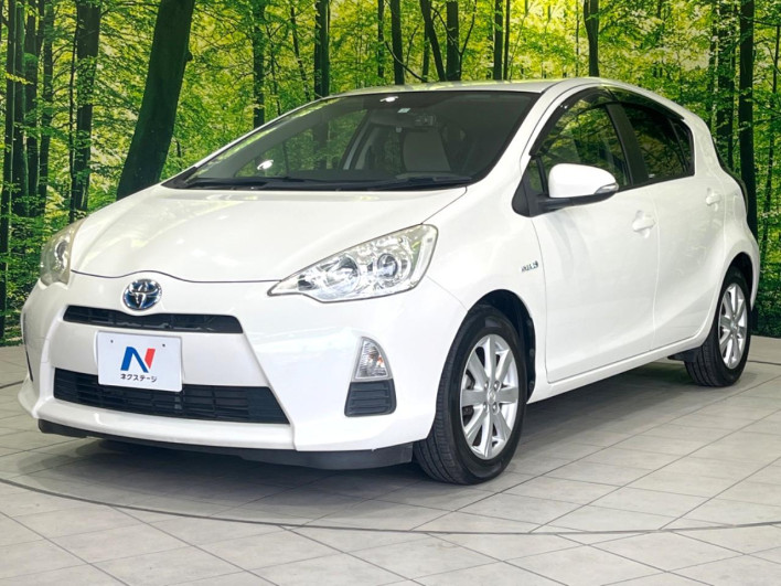 2013 Toyota Aqua DAA-NHP10 (UW-69f021f16e1ac)[14]